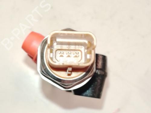 Injection rail PEUGEOT 3008 I MPV (0U_) 1.6 BlueHDi 120 | BP30050216M98 