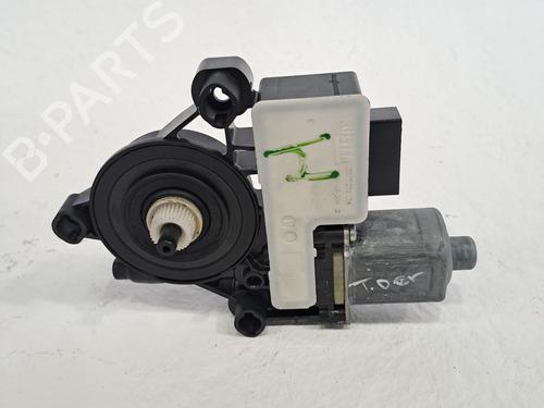 Rudehejsemotor bagstkærm højre VW GOLF VII (5G1, BQ1, BE1, BE2) 1.6 TDI (115 hp) 26654819