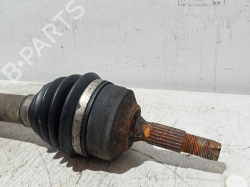 Drivaksel fortil venstre PEUGEOT 206 Hatchback (2A/C) 1.4 HDi eco 70 | BP28336747M38 