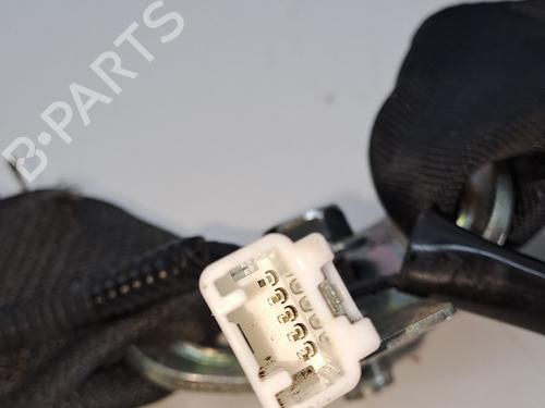 Seat buckle TOYOTA YARIS (_P13_) 1.0 (KSP130_, KSP130) | BP26950999I32 