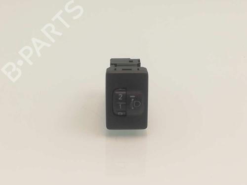 Commande de phare TOYOTA HILUX VIII Pickup (_N1_) 2.4 D 4WD (GUN125_, GUN125R) (150 hp) 30451685