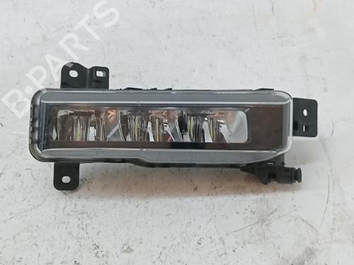 Used Right front fog light Right front fog light BMW 1 (F40) 118 d (150 hp) 40546461 40546461