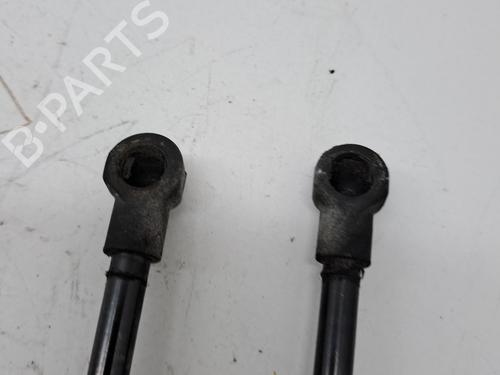 Tailgate lift support TOYOTA YARIS (_P13_) 1.0 (KSP130_, KSP130) | BP23375748C138 