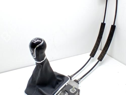 Levier de vitesses SEAT IBIZA IV ST (6J8, 6P8) 1.2 TSI (90 hp) 31700958