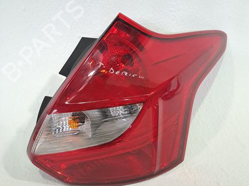 Used Right taillight FORD FOCUS III 1.6 TDCi (95 hp) 23381604