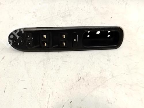 Used Left front window switch Left front window switch PEUGEOT 407 (6D_) 1.6 HDi 110 (6D9HZC, 6D9HYC) (109 hp) 34392666 34392666