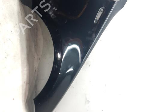 Guarda-lamas direito Guarda-lamas direito BMW 1 (E87) 120 d (177 hp) 36666446 36666446