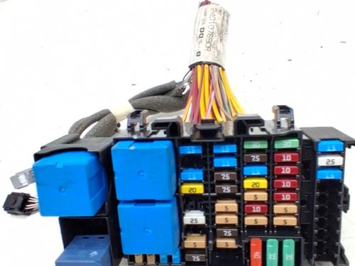Used Fuse box Fuse box DACIA SANDERO II 1.5 Blue dCi 95 (B8JL) (95 hp) 36257954 36257954