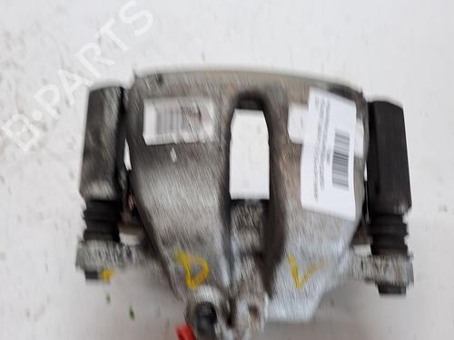 Venstre bremsekaliber foran PEUGEOT 2008 II (UD_, US_, UY_, UJ_, UR_, UC_) 1.2 PureTech 100 (USHNK) (101 hp) 27673102
