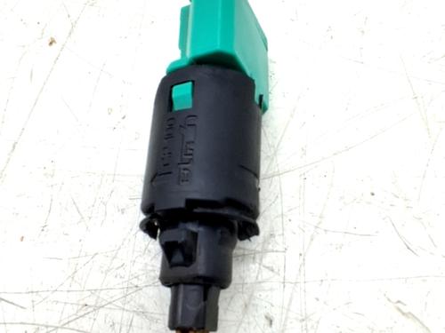 Module électronique PEUGEOT 2008 I (CU_) 1.5 BlueHDI 120 (120 hp) 32106533