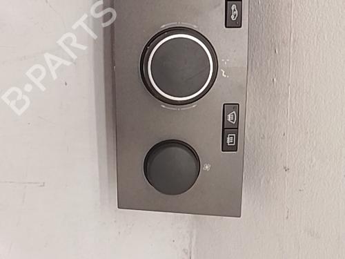 Used Climate control Climate control 37289199 37289199