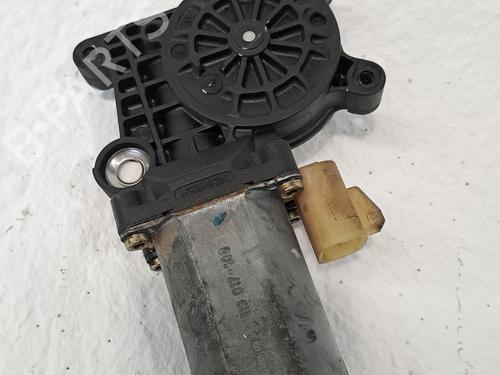 Right front window motor MERCEDES-BENZ M-CLASS (W163) ML 270 CDI (163.113) | BP26544495E20 