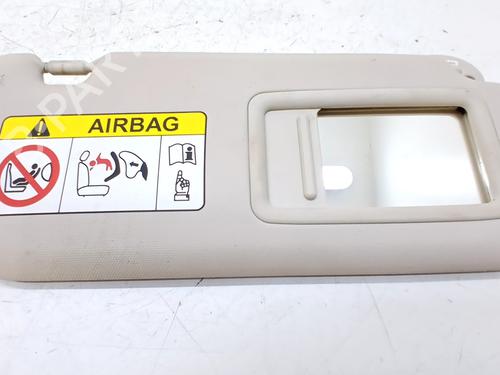 Højre solskærm Højre solskærm TOYOTA COROLLA Estate (_E21_) 1.8 Hybrid (ZWE211W) (122 hp) 33772048 33772048