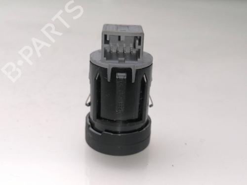 Used Switch SEAT LEON ST (5F8) 2.0 TDI (150 hp) 23380406
