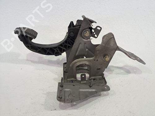 Clutch pedal CITROËN C4 I (LC_) 1.6 16V | BP23973922I13 