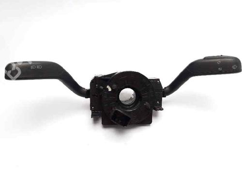 Used Switch SEAT IBIZA IV (6J5, 6P1) 1.4 TDI (80 hp) 23449133