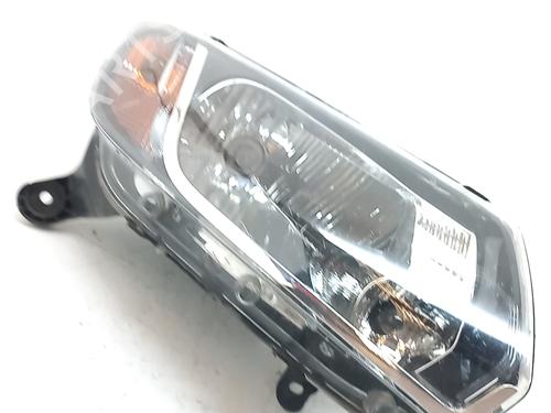 Phare droit DACIA SANDERO II 1.5 dCi (90 hp) 32104875