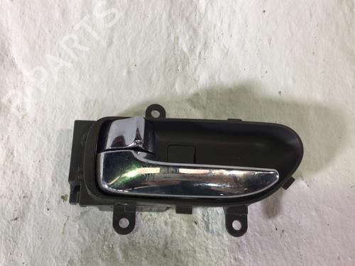 Used Front left interior door handle Front left interior door handle 39557288 39557288