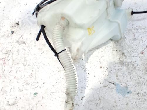 windscreen-washer-tank-land-rover-freelander-2-l359-2006-2007-2008-2009-2010-2011-2012-2013-2014-2015-35967858 main image