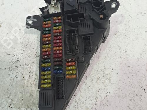 Used Fuse box BMW 5 (E60) 530 i xDrive (272 hp) 25999391