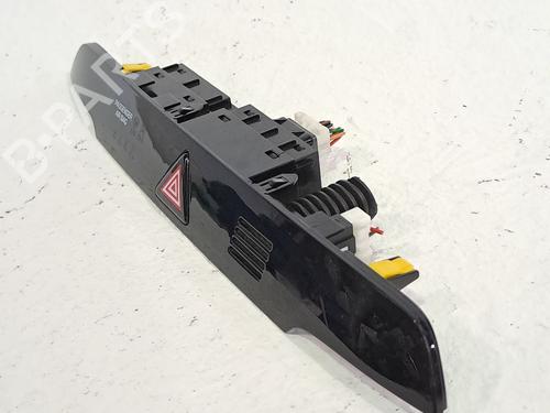 Warning switch HYUNDAI TUCSON (TL, TLE) 1.6 CRDi | BP26381851I22 