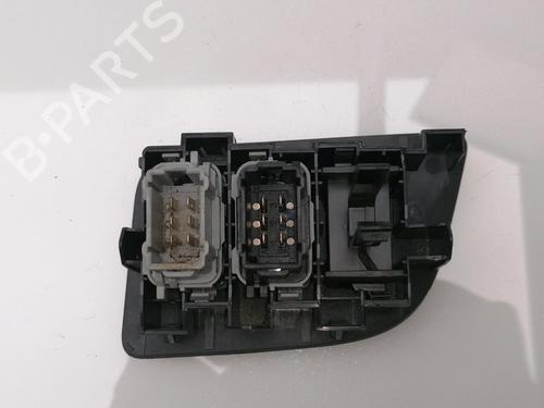 Used Switch RENAULT KANGOO / GRAND KANGOO II (KW0/1_) 1.5 dCi 75 (KW07, KW10, KW04) (75 hp) 23938034