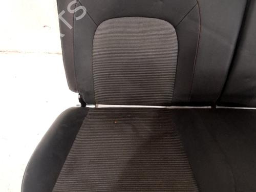 Sæde Bagtil RENAULT TWINGO III (BCM_, BCA_) 0.9 TCe 90 (BCM9, BCM2) | BP37590235C17 - Image 2
