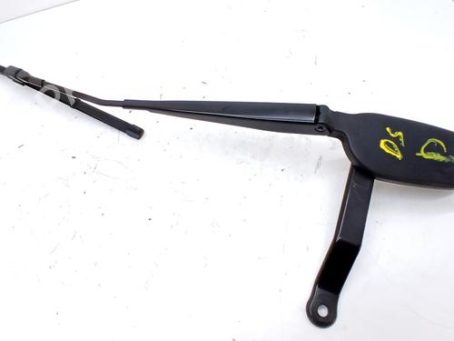 Used Front windshield wiper arm Front windshield wiper arm MERCEDES-BENZ B-CLASS Sports Tourer (W247) B 200 d (247.012) (150 hp) 33765881 33765881
