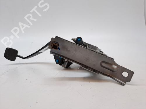 Clutch pedal NISSAN NAVARA NP300 Platform/Chassis (D23) 2.3 dCi 4x4 | BP23365176I13 