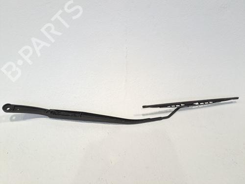 Front windshield wiper arm CHEVROLET CAPTIVA (C100, C140) 2.0 D 4WD | BP23975549C143
