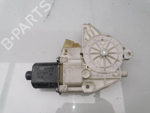 Right rear window motor MERCEDES-BENZ C-CLASS (W204) C 220 CDI (204.008) | BP23384194E22