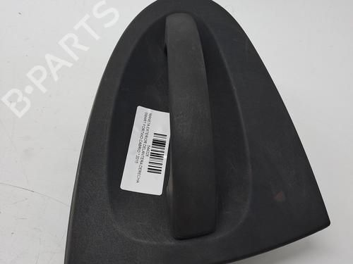 Używane Klamka zewnętrzna drzwi przednich prawych SMART FORTWO Cabrio (451) 1.0 (451.431, 451.480) (71 hp) 23374836
