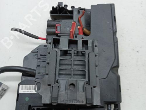 Used Fuse box MERCEDES-BENZ C-CLASS (W204) C 200 CGI (204.048) (184 hp) 23348992