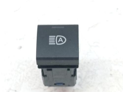 Used Headlight switch Headlight switch TOYOTA YARIS (_P21_, _PA1_, _PH1_) 1.6 GR 4WD (GXPA16) (261 hp) 35752632 35752632