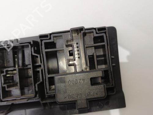 Used Switch RENAULT LAGUNA III (BT0/1) 2.0 dCi (BT01, BT08, BT09, BT0E, BT0K, BT12, BT1C, BT1D,... (150 hp) 23380508