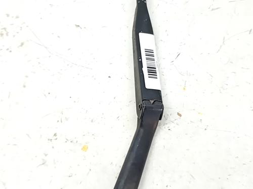 Used Front windshield wiper arm MERCEDES-BENZ SLK (R170) 230 Kompressor (170.447) (193 hp) 32281454