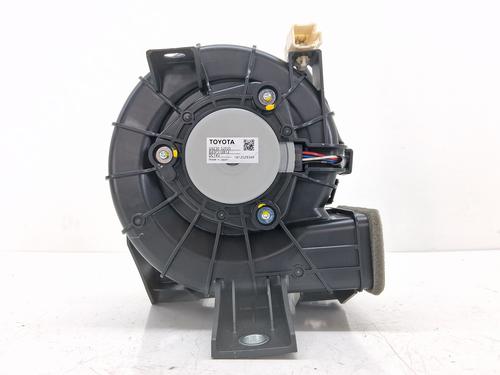 Heater blower motor TOYOTA YARIS (_P13_) 1.5 Hybrid (NHP130_, NHP130) | BP28956877M62 