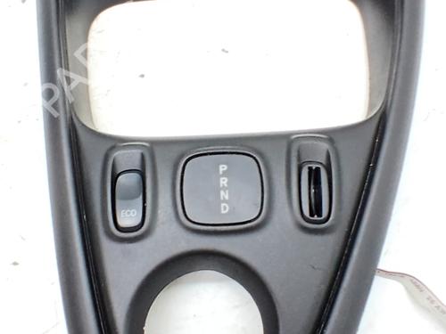 Used Shift knob Shift knob SMART FORFOUR Hatchback (453) electric drive / EQ (453.091) (56 hp) 32696695 32696695