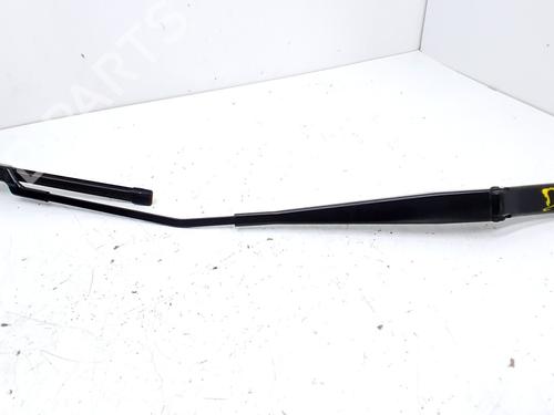 front-windshield-wiper-arm-skoda-fabia-iii-nj3-2014-2015-2016-2017-2018-2019-2020-2021-37289116 main image