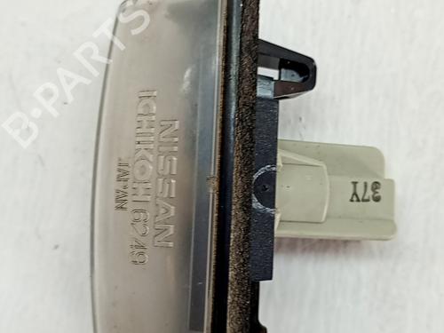 eclairage-de-plaque-dimmatriculation-nissan-note-e12-2012-32106861 main image