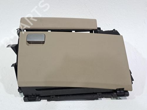 Used Glove box LAND ROVER DISCOVERY IV (L319) 3.0 SDV6 4x4 (256 hp) 23975962