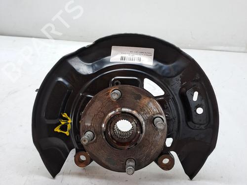 Used Left front steering knuckle TOYOTA YARIS (_P13_) 1.0 (KSP130_, KSP130) (69 hp) 27098628