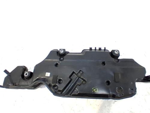 AdBlue-tank AdBlue-tank MERCEDES-BENZ B-CLASS Sports Tourer (W247) B 200 d (247.012) (150 hp) 33765899 33765899