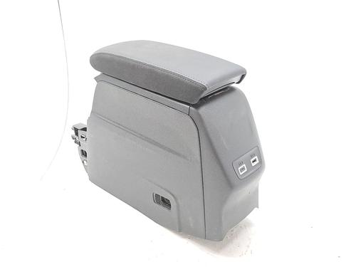 Used Armrest / Center console PEUGEOT 2008 II (UD_, US_, UY_, UJ_, UR_, UC_) 1.2 PureTech 100 (USHNK) (101 hp) 28958130