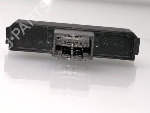 Pantalla multifuncion SEAT IBIZA V (KJ1, KJG) 1.0 TSI (95 hp) 23651932