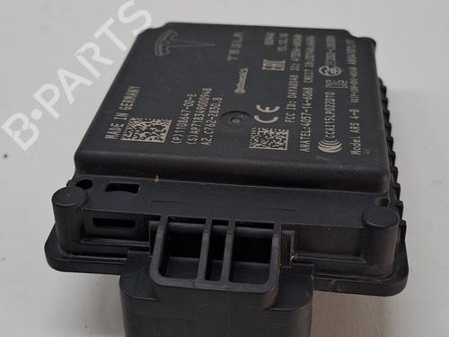 Module électronique TESLA MODEL 3 (5YJ3) EV Performance AWD | BP23943416M83 