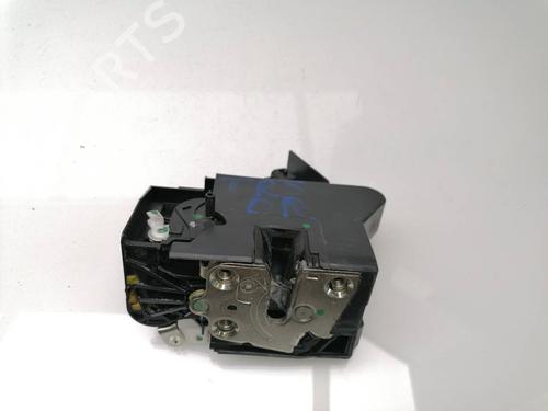 Used Rear right lock DACIA SANDERO II 1.5 dCi 75 / Blue dCi 75 (B8JW, B8M4, B8AH, B8M7, B8M6) (75 hp) 23939662