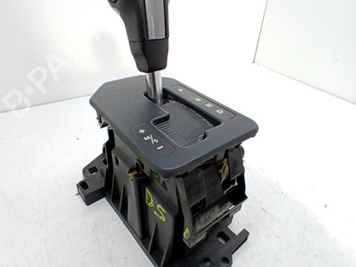 Leva del cambio LAND ROVER DISCOVERY III (L319) 2.7 TD 4x4 (190 hp) 30526369