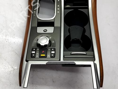 Used Middle console Middle console LAND ROVER RANGE ROVER SPORT I (L320) 3.0 D 4x4 (245 hp) 33871288 33871288