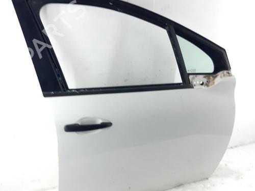 Used Right front door Right front door 37159606 37159606